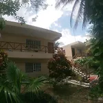 Villas Karalv